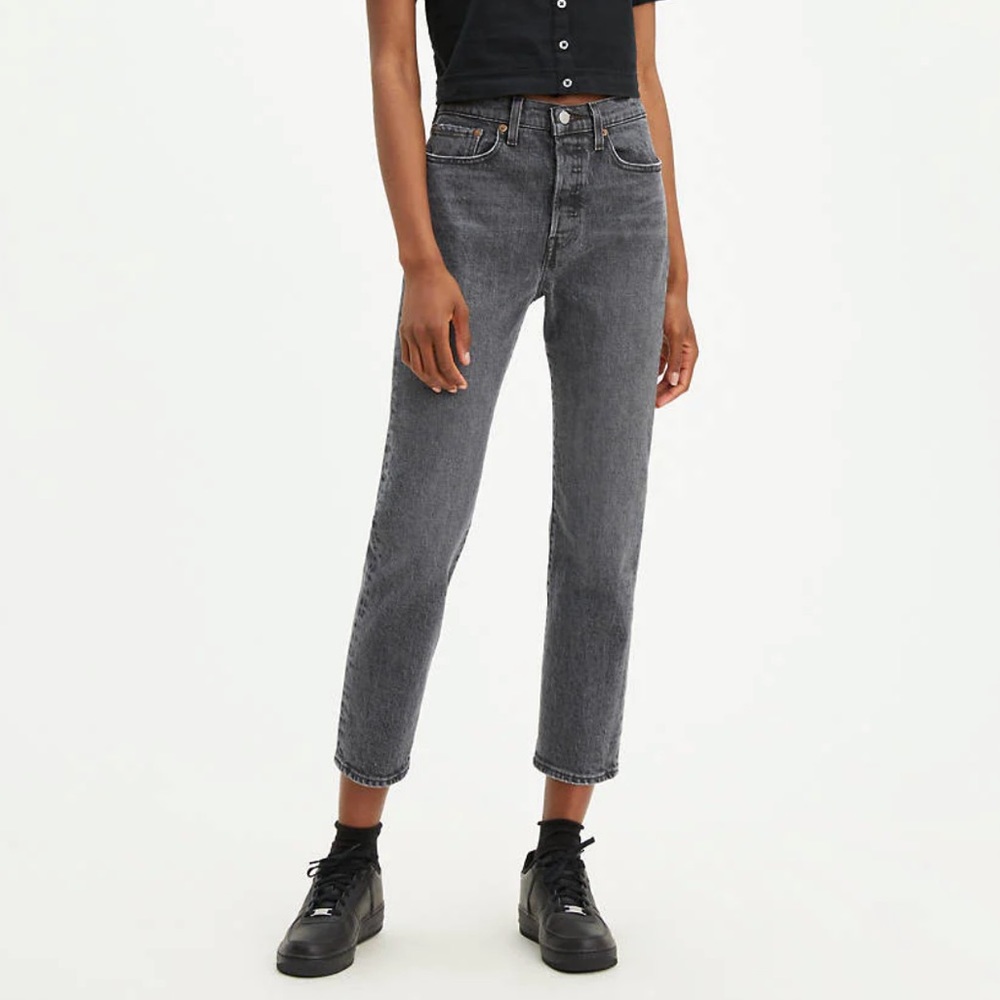 Black Levis Wedgie Straight Jean